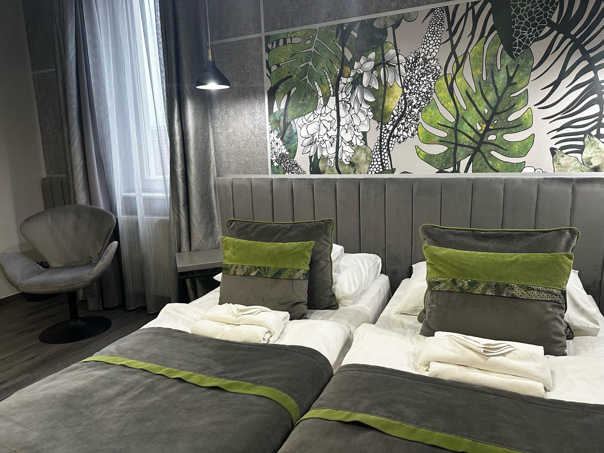 Hotel Central Kecskemét Buitenkant foto