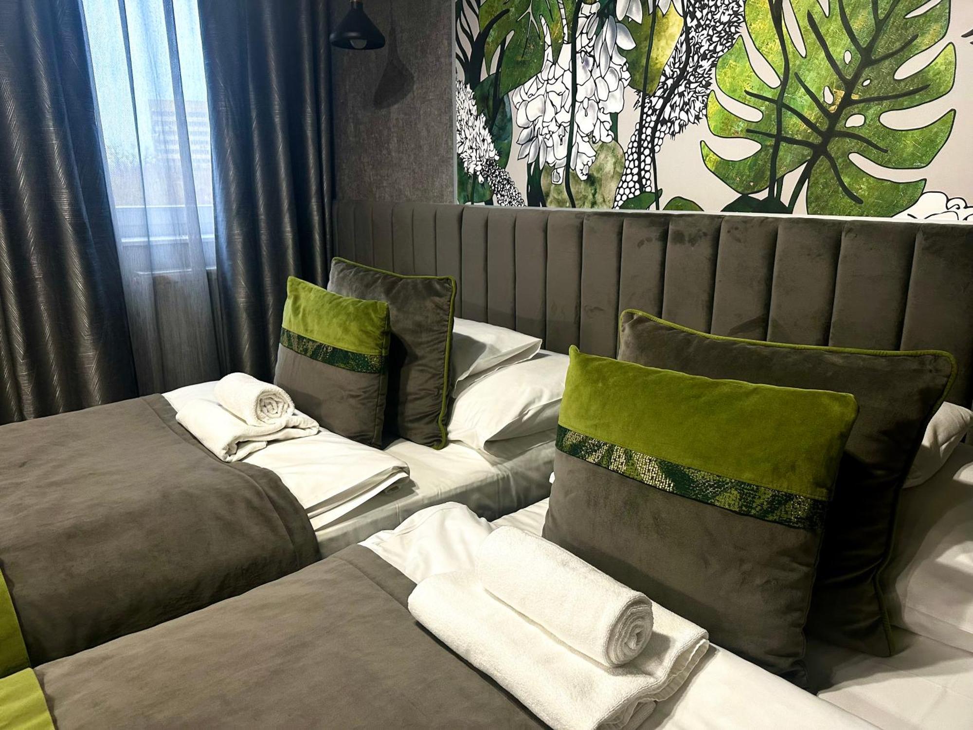 Hotel Central Kecskemét Buitenkant foto